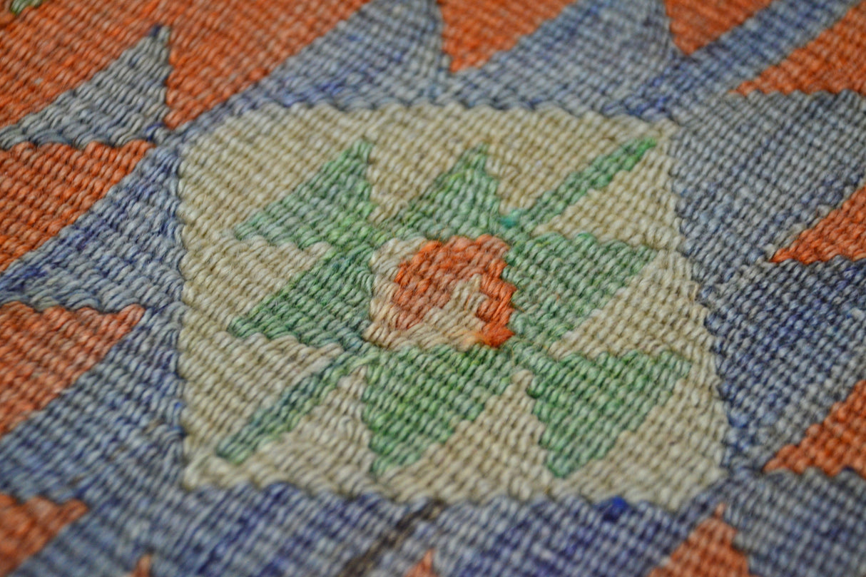 Alahabalı / 4x7 Vintage Bohemian Turkish Kilim Rug Details