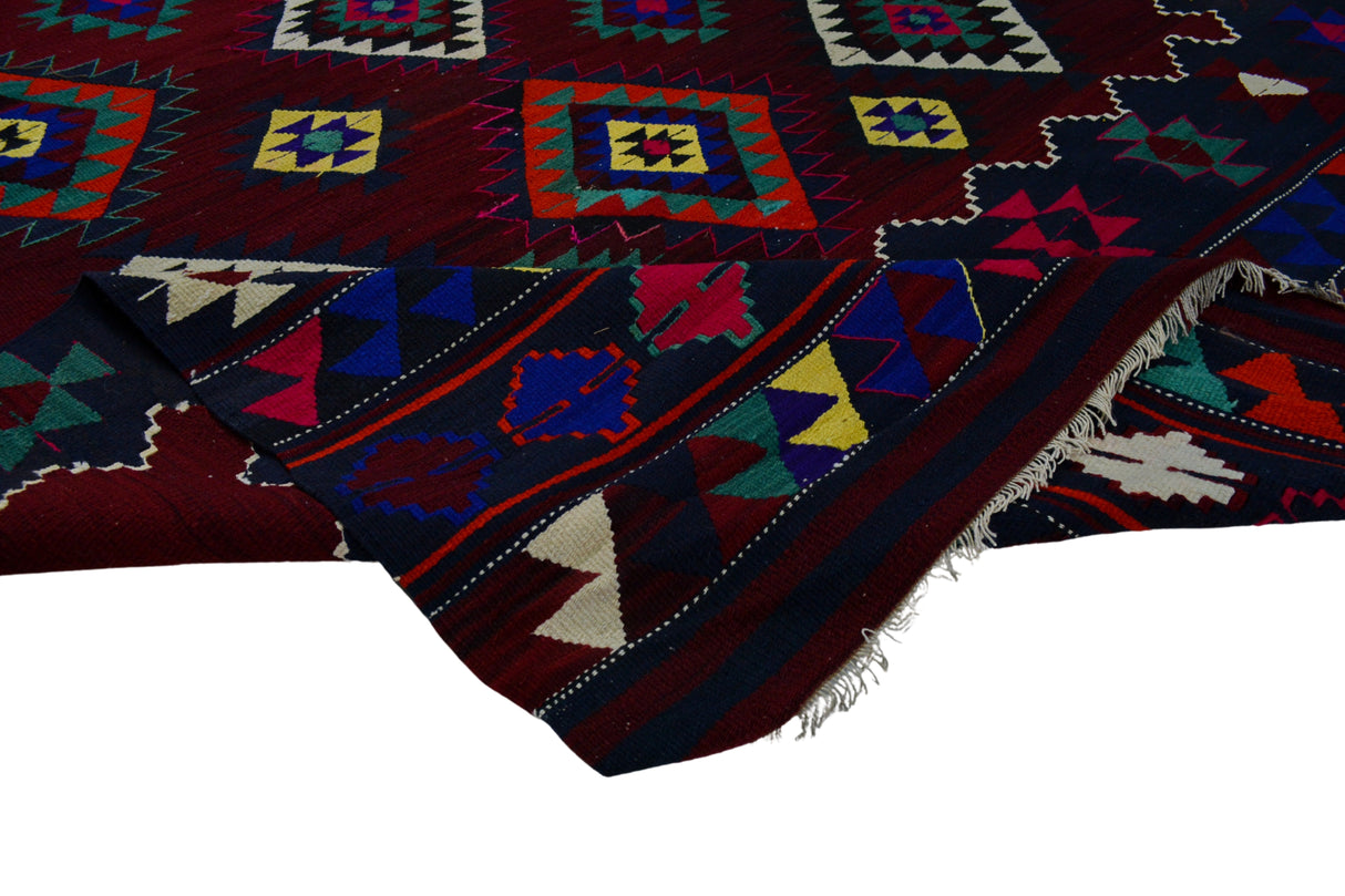 Arslandede / 5x8 Tribal Turkish Boho Kilim Rug Texture