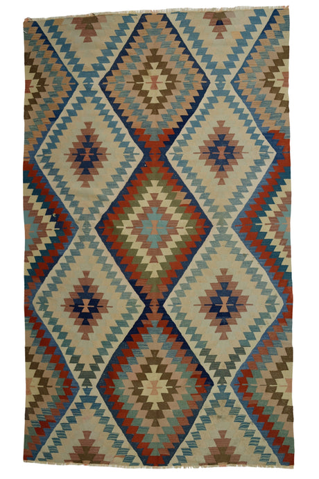 Balabancı / 5x9 Muted Vintage Boho Kilim Rug Front Side