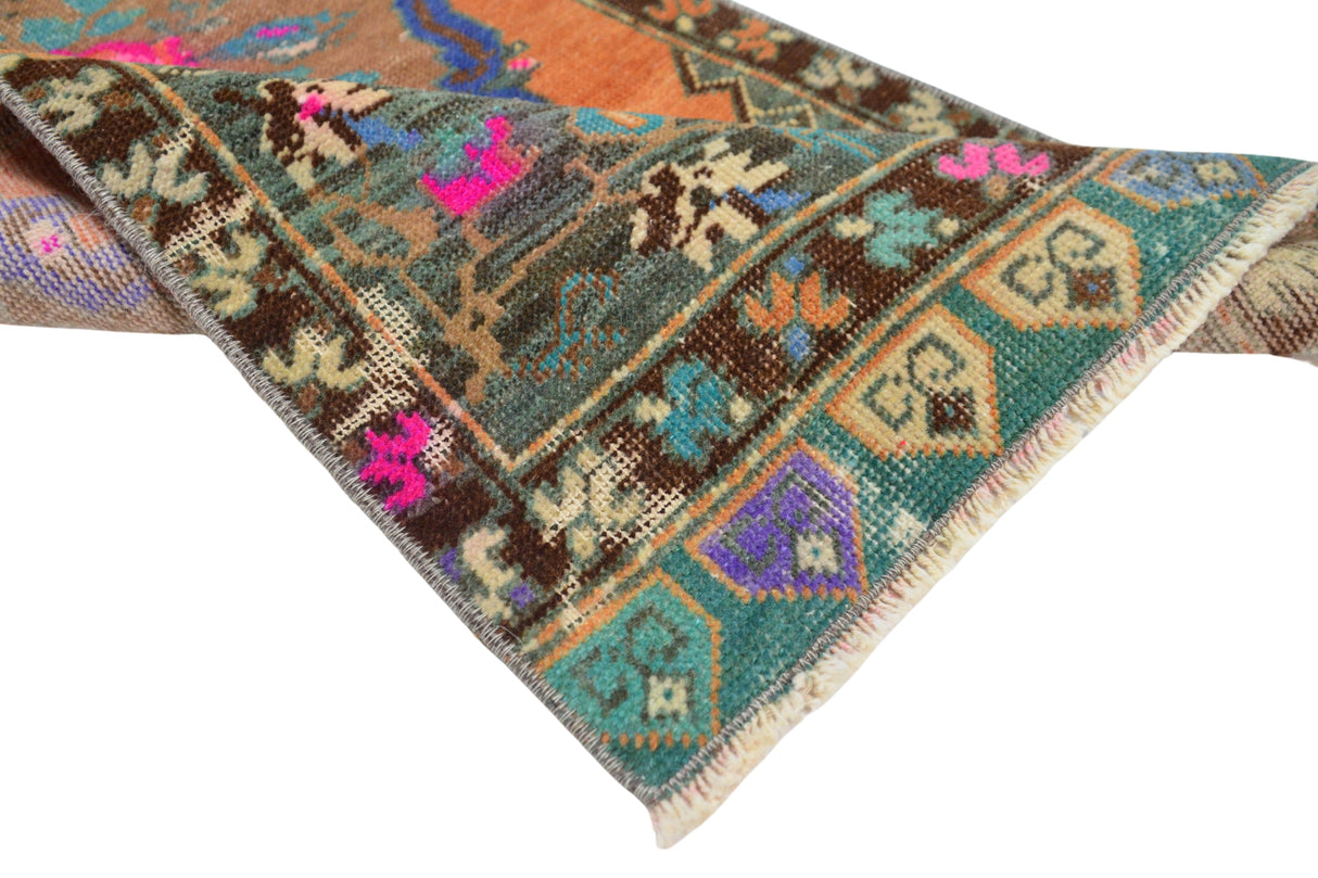 Deregumu / 1x3 Floral Vintage Turkish Rug Texture