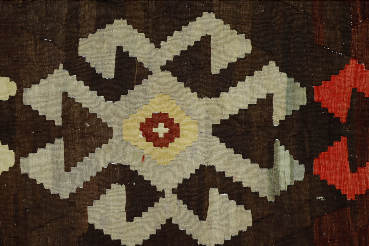 Digor / 6x11 Wool Vintage Kilim Rug Texture