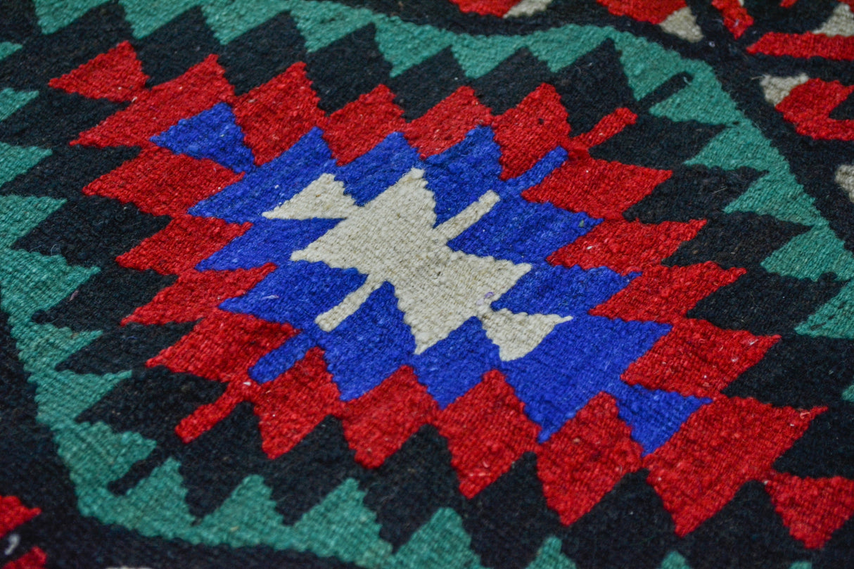 Faralya /5x8 Multi-Color Boho Handmade Kilim Rug Detail