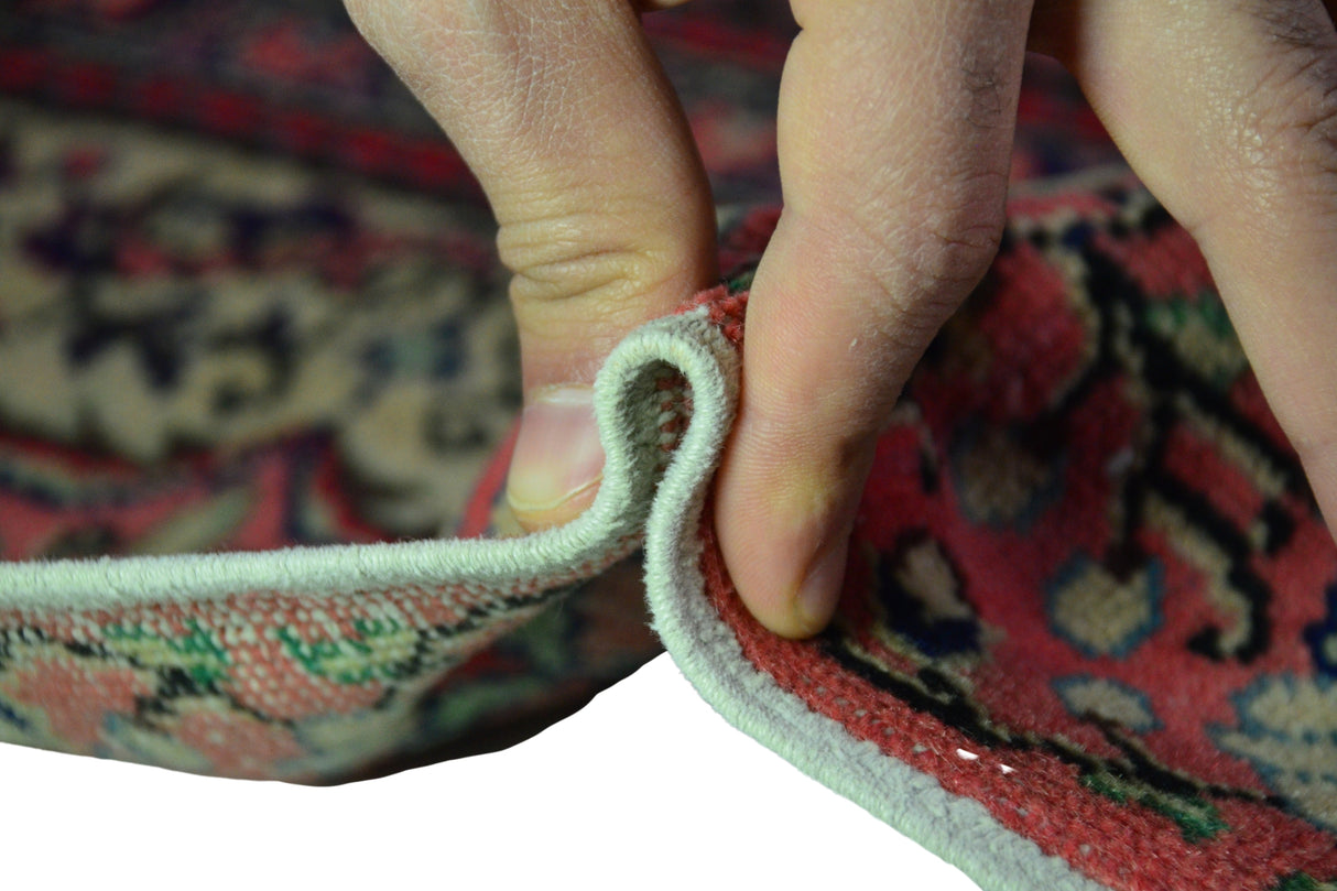 Gergeme / 7x11 Pink Oversize Vintage Carpet Thickness