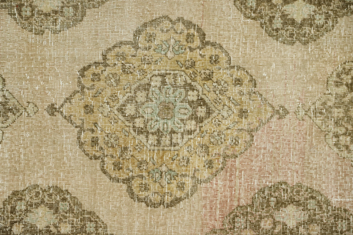 Hamidiye / 2x13 Pastel Pink Vintage Rug Runner Close Up