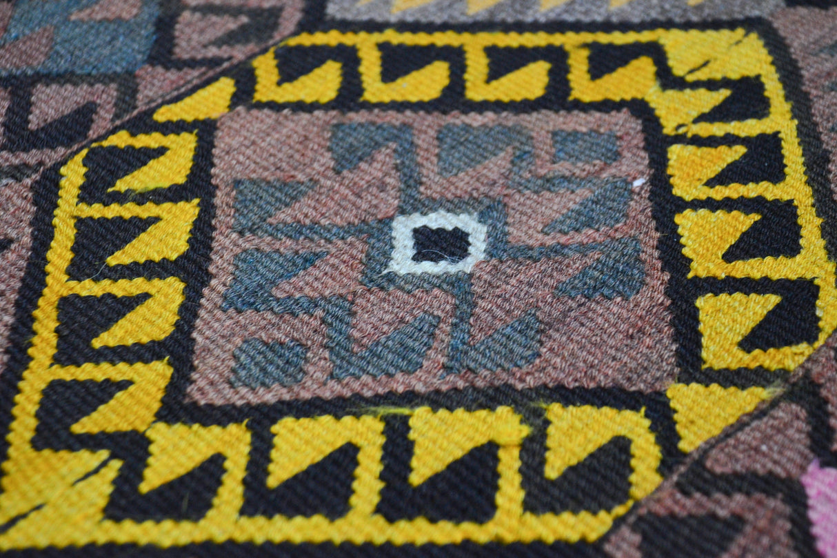 Hapanlı / 5x12 Brown Vintage Kurdish Kilim Runner Detail