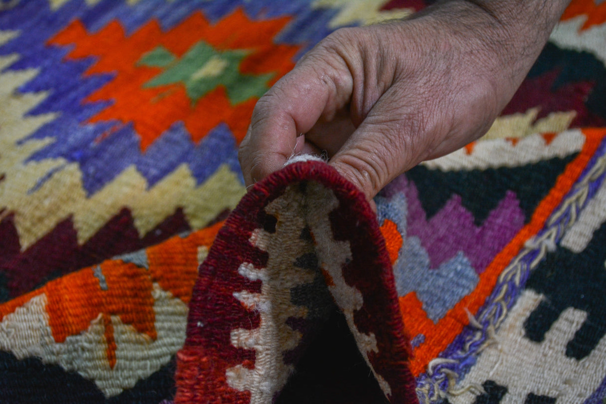 Karadere / 5x7 Tribal Turkish Boho Kilim Rug Front Thickness