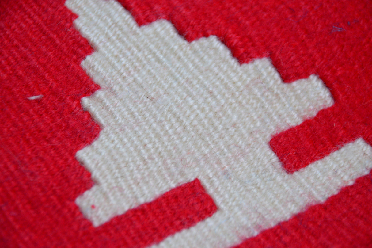 Mutlukonak / 2x18 Red Vintage Wool Kilim Runner Detail