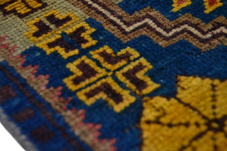 Sarayhan / 1x4 Vintage Handmade Turkish Area Rug Detail