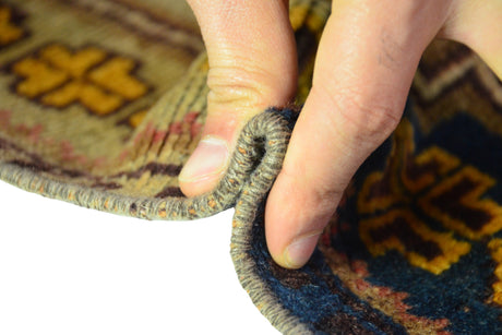 Sarayhan / 1x4 Vintage Handmade Turkish Area Rug Thickness