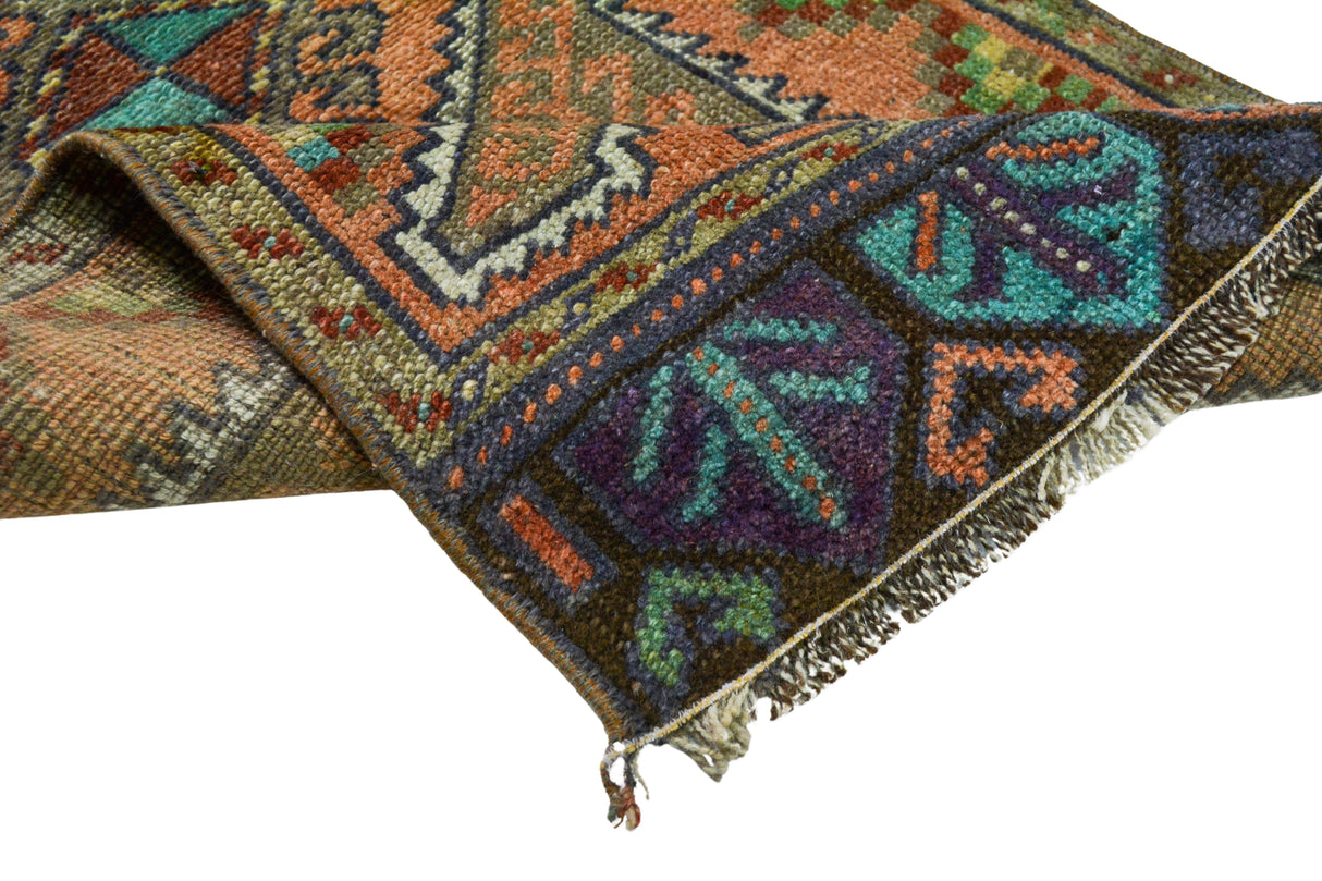 Sultanhan / 1x3 Wool Vintage Turkish Rug Texture