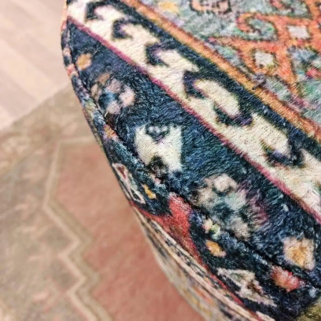 Round Ottoman Stool | Design Turquoise