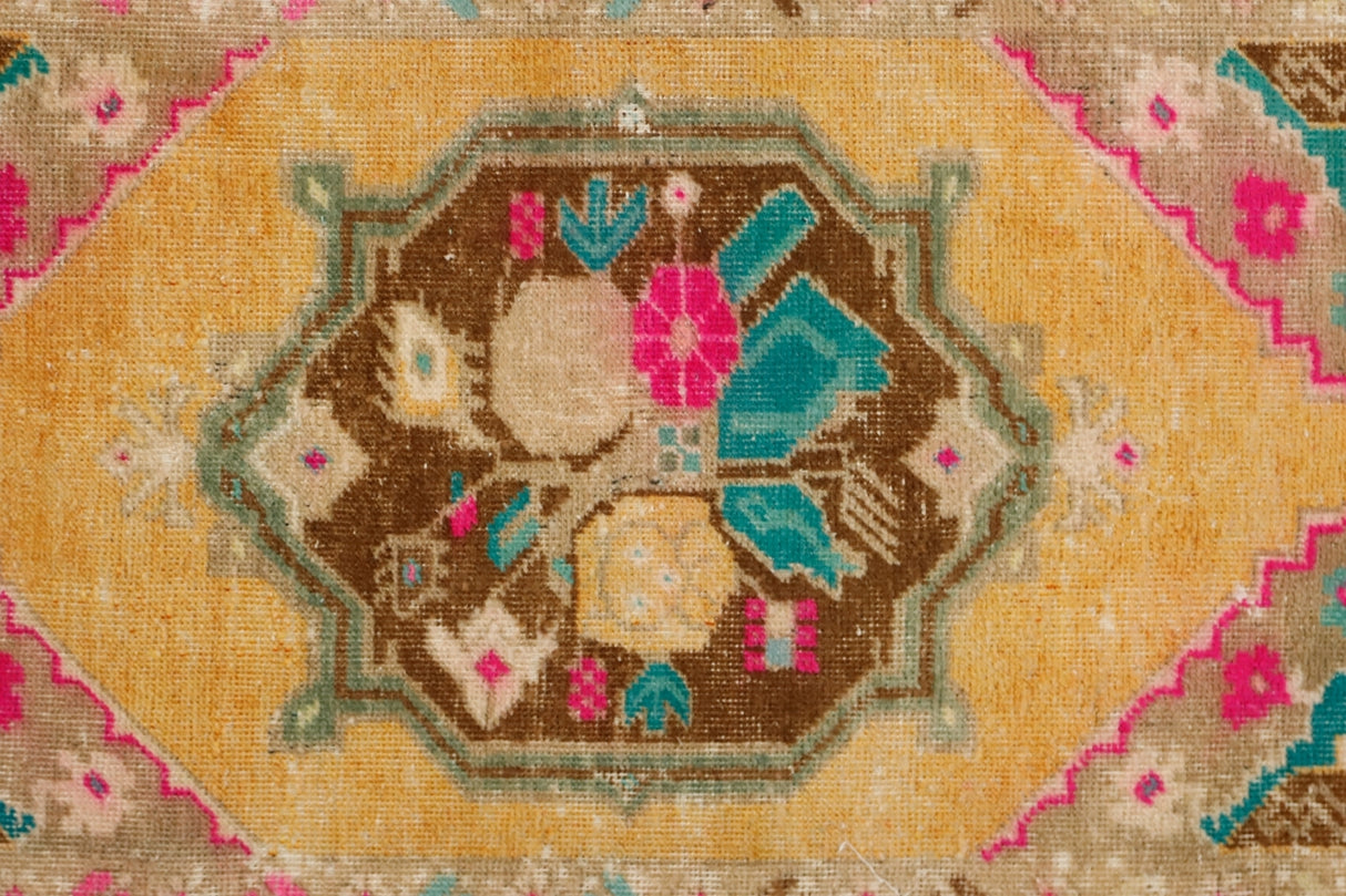 Çiçek Desenli El Dokuma Antika Halı / Sincik 51 x 107 cm