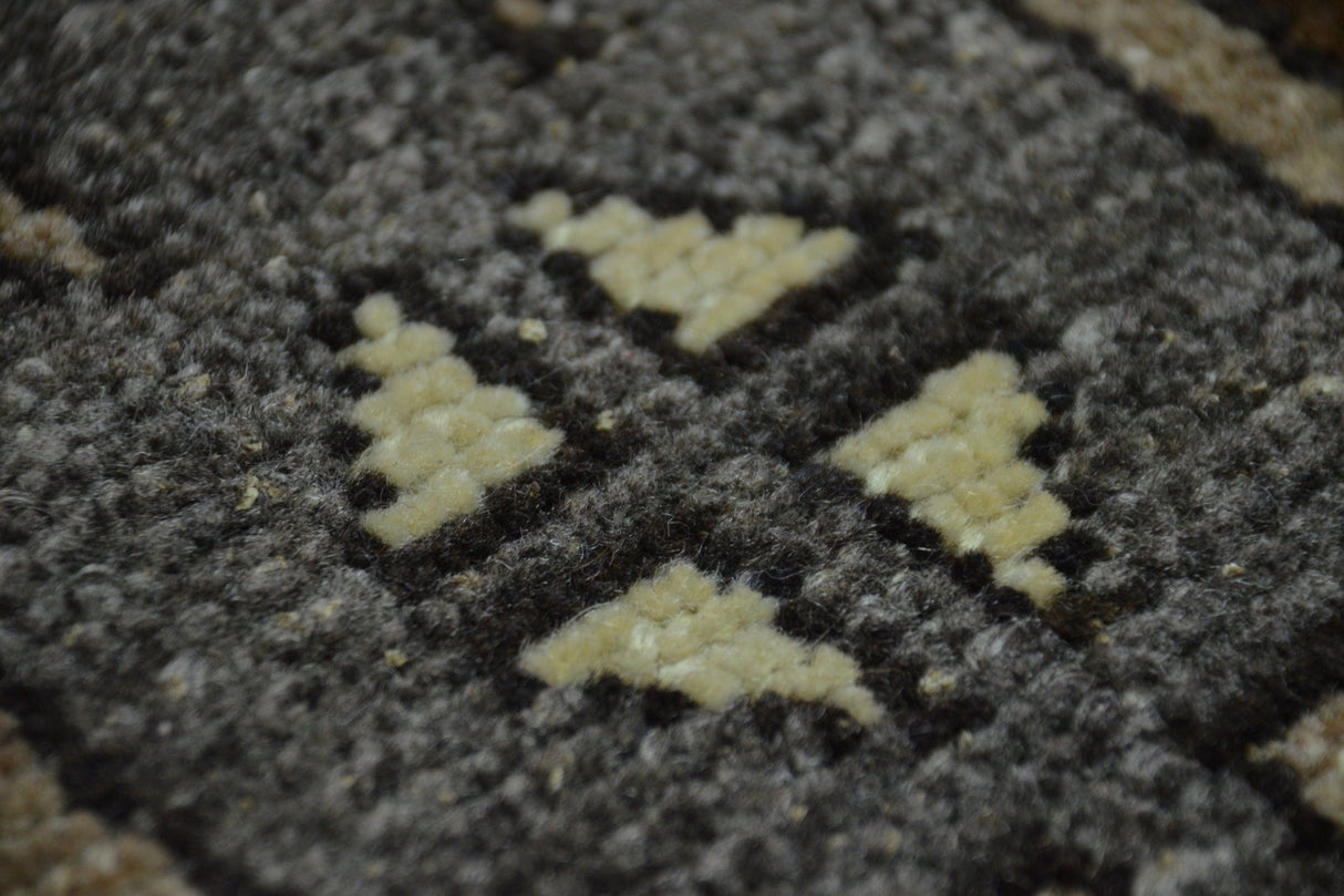 Yün El Dokuma Kahverengi Antika Halı / Bolvadin 46 x 89 cm