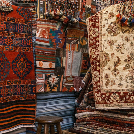 What Should We Pay Attention to When Buying Vintage Rugs?