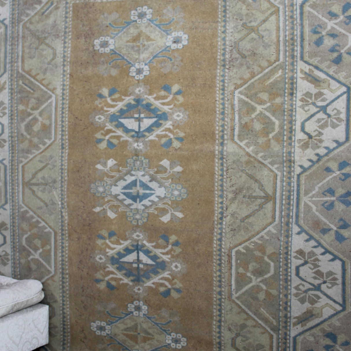 Vintage Handmade Oushak Rug - 6x9 ft | Tribal Beige Wool Turkish Carpet