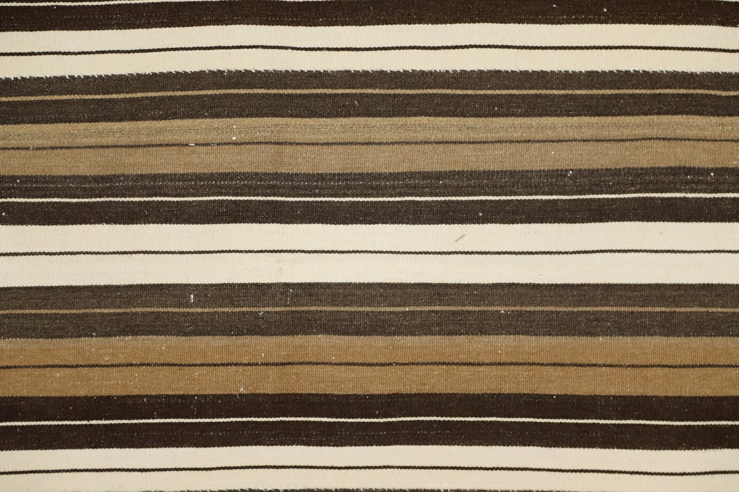 Aslıhan / 5x7 Vintage Striped Bohemian Kilim Rug Close Up
