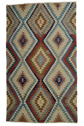 Balabancı / 5x9 Muted Vintage Boho Kilim Rug Front Side