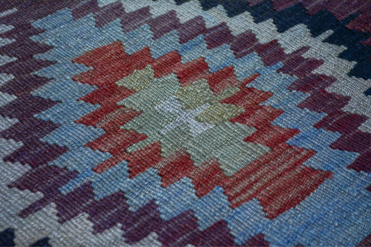 Camkoy / 5x6 Wool Vintage Turkish Kilim Rug Detail