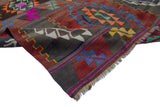 Eynehan / 5x9 Vintage Oriental Area Kilim Rug Texture
