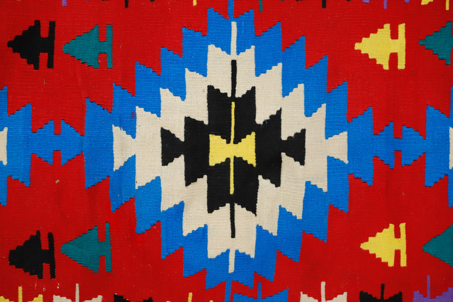 Mutlukonak / 2x18 Red Vintage Wool Kilim Runner Close Up