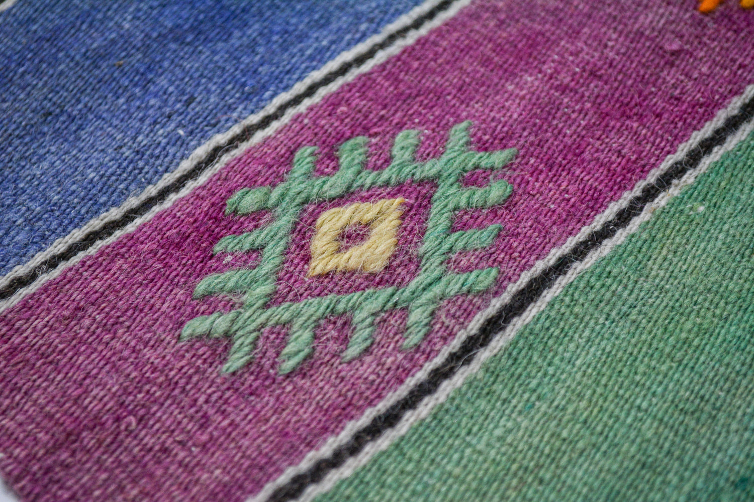 Savastepe / 1x9 Vintage Striped Hallway Runner Detail 