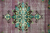 Uluborlu / 6x8 Vintage Turkish Area Rug Close Up