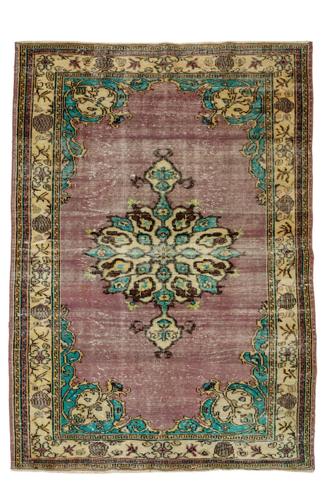 Uluborlu / 6x8 Vintage Turkish Area Rug Front Side