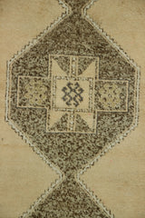 Yunak / 4x11 Vintage Pastel Hallway Rug Runner Close Up